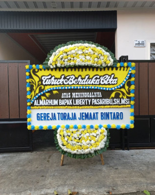 Papan Bunga Duka di Morowali